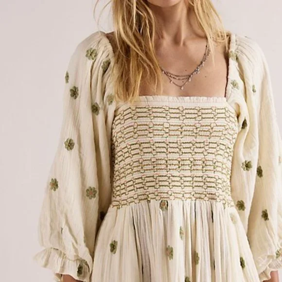 Free People Dahlia Maxi Dress Cream/Green Floral Embroidered 3/4 Puff Sleeves M - Picture 3 of 11